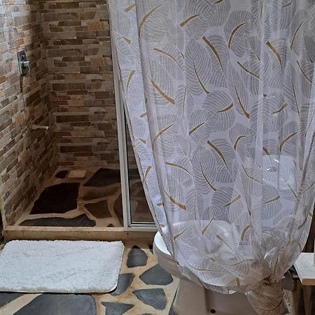 Diani Yoga Barn Panzió Ukunda Kültér fotó