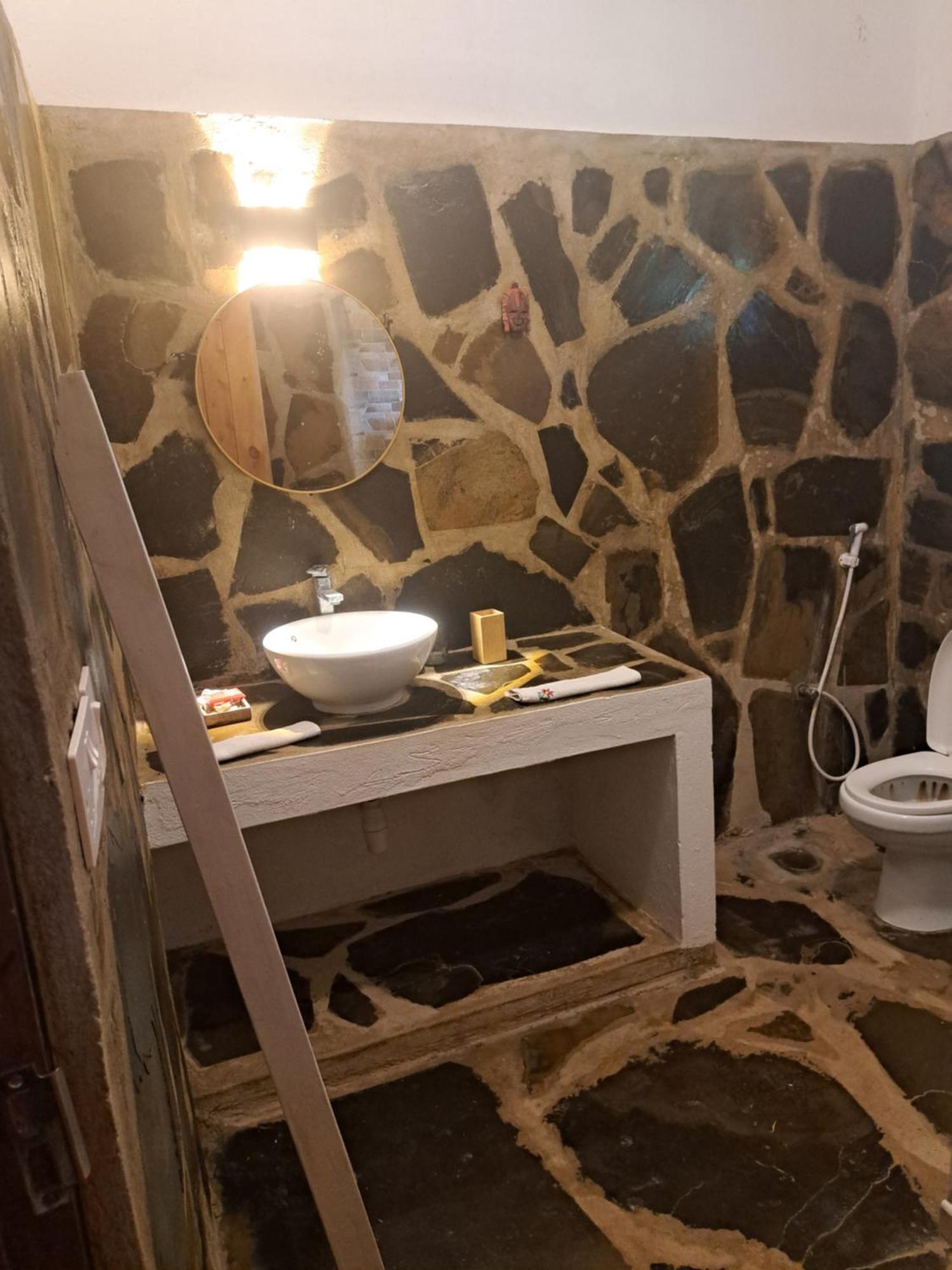 Diani Yoga Barn Panzió Ukunda Szoba fotó